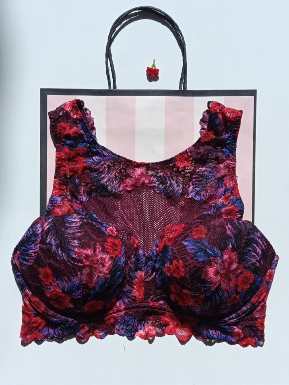 Victoria's Secret Pink Floral Lace Full-Coverage Bralette in Wine Red Size M